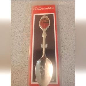 Vintage Collectors Silver Tone Travel Souvenir Spoon, "WISCONSIN", NWT